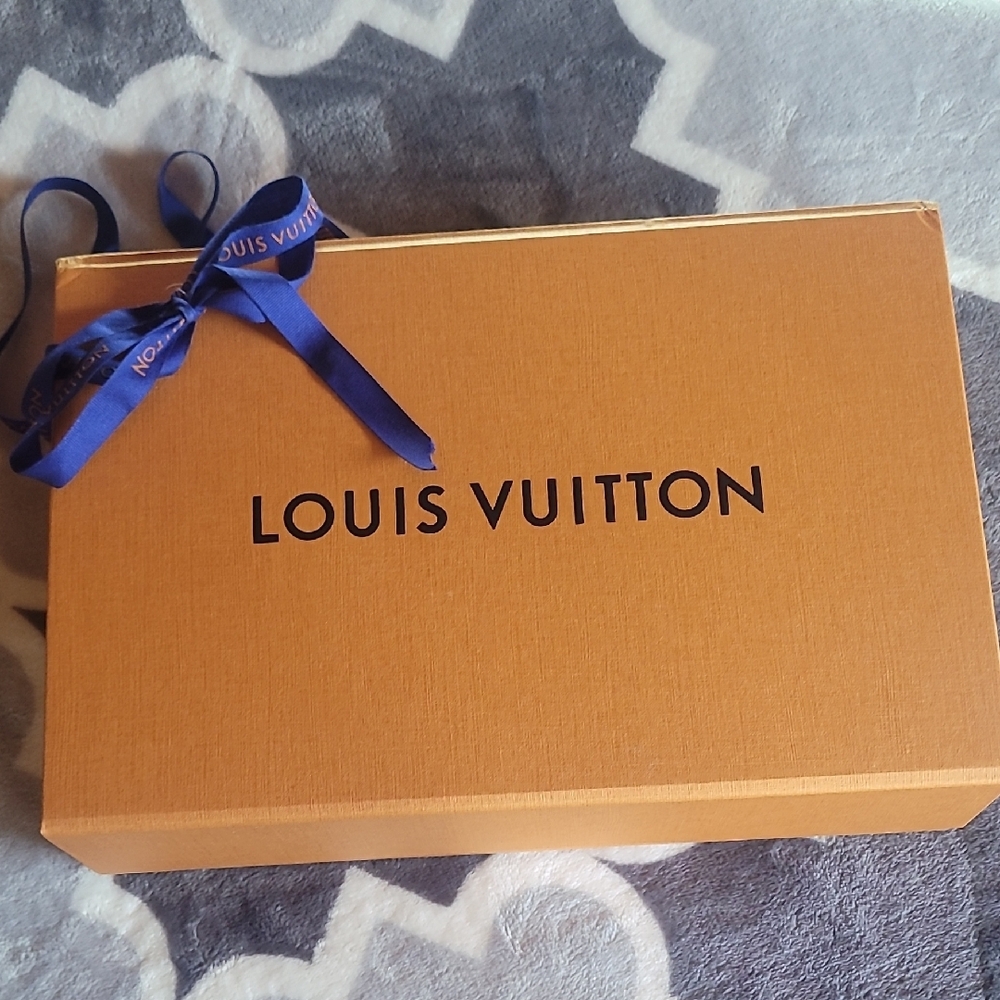 Louis Vuitton Orange Box with Blue Ribbon